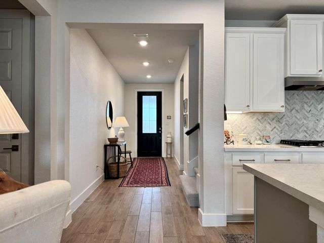 1202 Sage Thrasher CIR, Dripping Springs, TX 78620