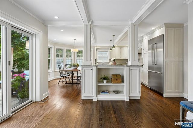 11 Mount Vernon Road, Montclair, NJ 07043