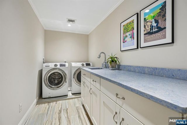 11 Mount Vernon Road, Montclair, NJ 07043