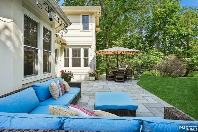 11 Mount Vernon Road, Montclair, NJ 07043