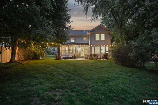 11 Mount Vernon Road, Montclair, NJ 07043