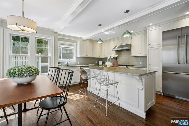 11 Mount Vernon Road, Montclair, NJ 07043
