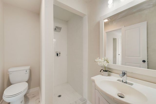 1802 Gus Thomasson Road, Dallas, TX 75228