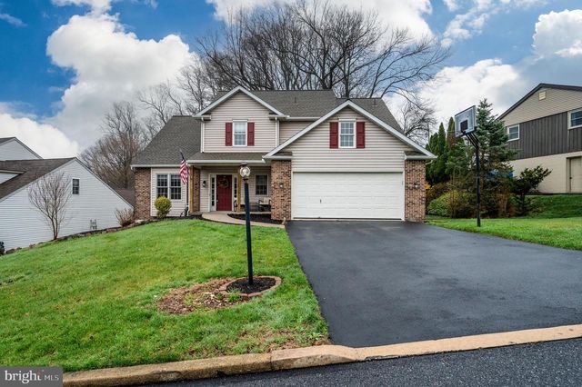 201 SLICHTER DR, Mohnton, PA 19540