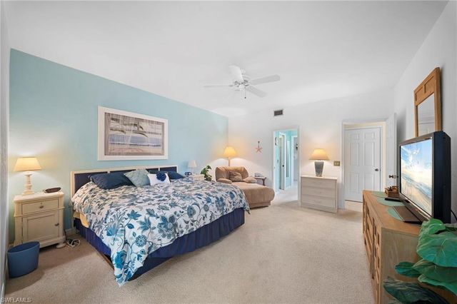 758 Eagle Creek DR 202, Naples, FL 34113