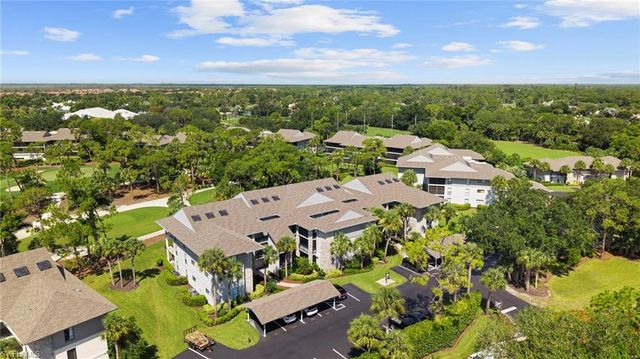 758 Eagle Creek DR 202, Naples, FL 34113