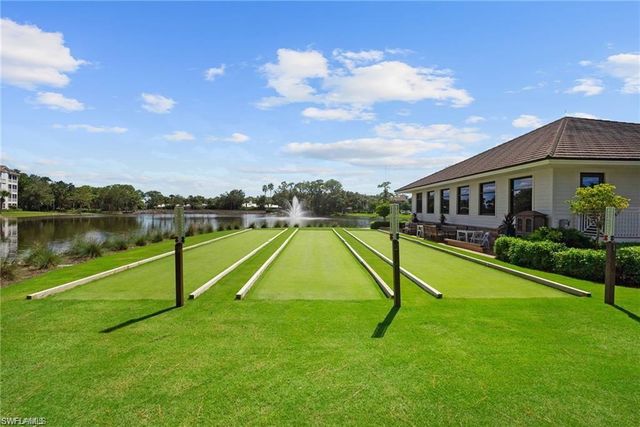 758 Eagle Creek DR 202, Naples, FL 34113