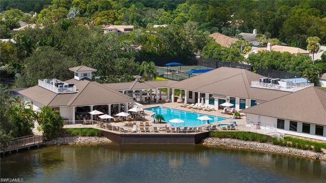 758 Eagle Creek DR 202, Naples, FL 34113