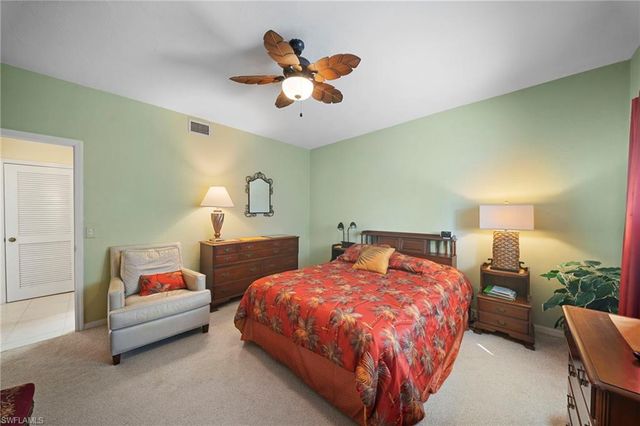 758 Eagle Creek DR 202, Naples, FL 34113