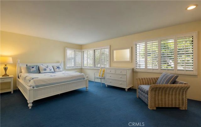 1303 E Balboa Boulevard, Newport Beach, CA 92661