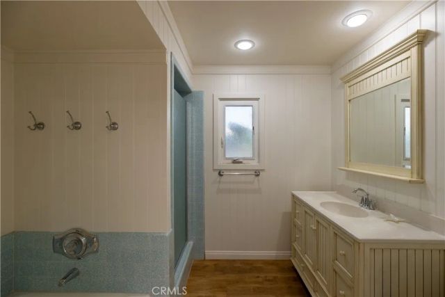 1303 E Balboa Boulevard, Newport Beach, CA 92661