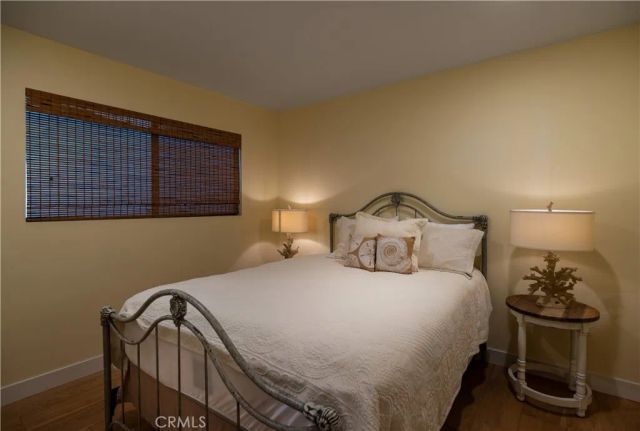1303 E Balboa Boulevard, Newport Beach, CA 92661