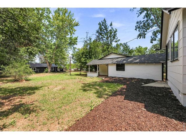 823 4th St SE, Loveland, CO 80537