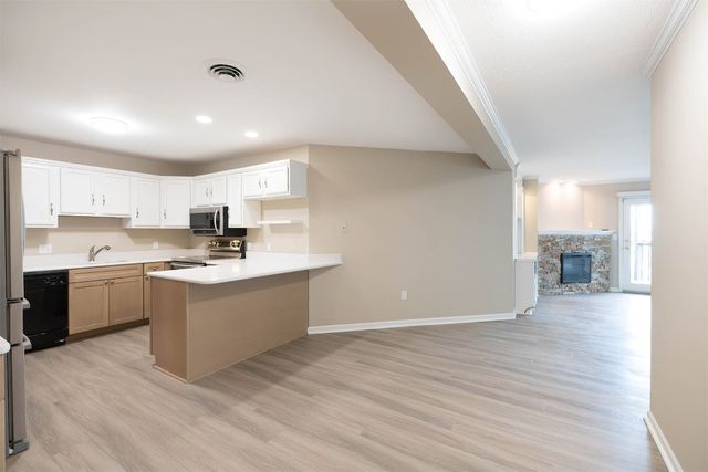 634 W 2ND Street 205, Erie, PA 16507