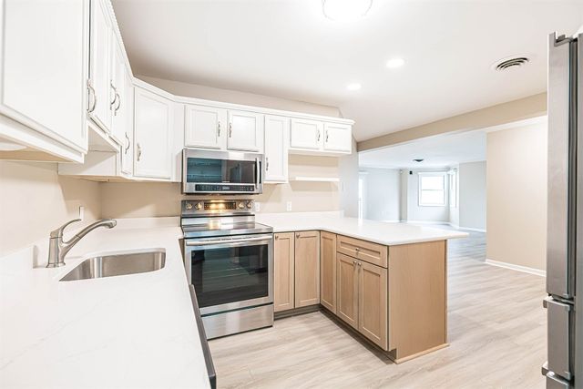 634 W 2ND Street 205, Erie, PA 16507