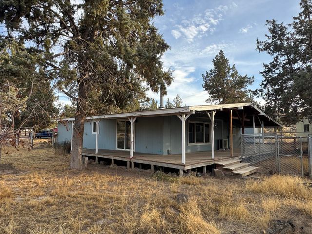 963 NW 55th Street, Redmond, OR 97756