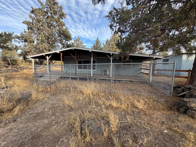 963 NW 55th Street, Redmond, OR 97756