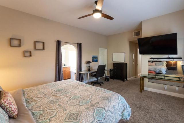 52698 Avenida Herrera, La Quinta, CA 92253