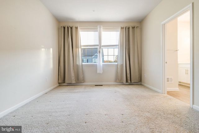 7771 VENICE LN, Severn, MD 21144