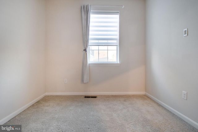 7771 VENICE LN, Severn, MD 21144