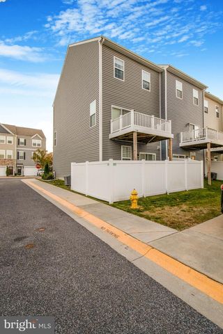 7771 VENICE LN, Severn, MD 21144