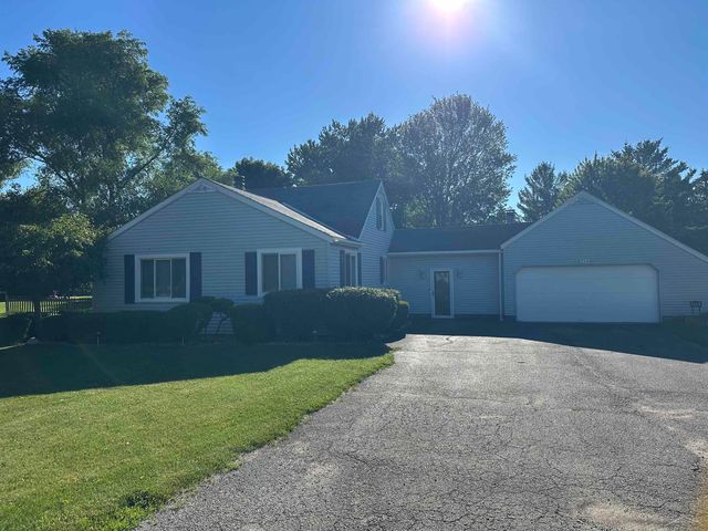 214 N Hemlock Road, Richland Twp, MI 48626