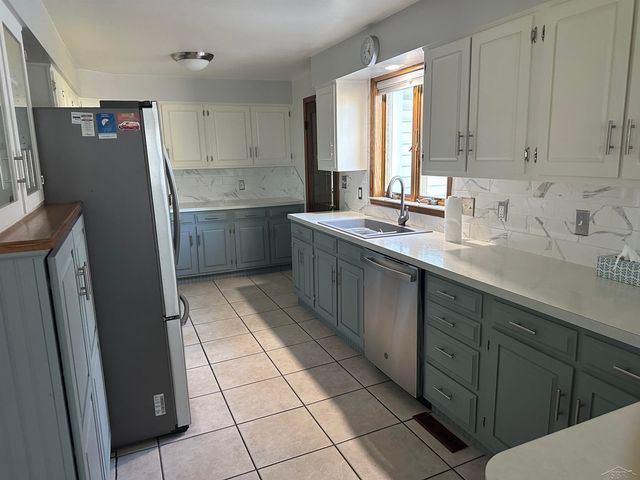 214 N Hemlock Road, Richland Twp, MI 48626