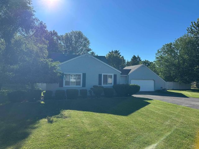 214 N Hemlock Road, Richland Twp, MI 48626