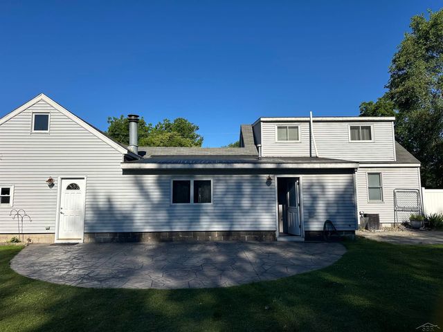 214 N Hemlock Road, Richland Twp, MI 48626