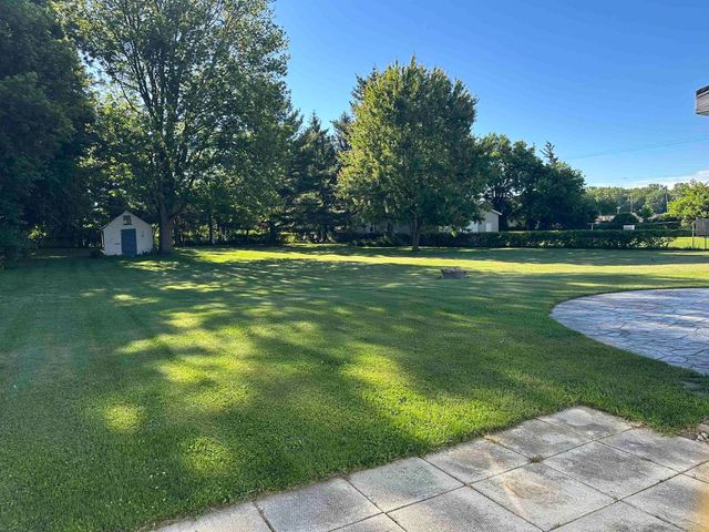 214 N Hemlock Road, Richland Twp, MI 48626