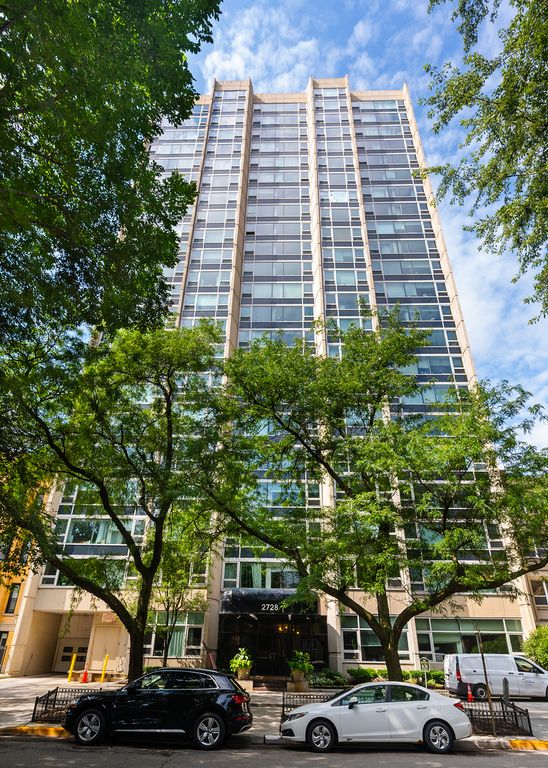 2728 N Hampden Court 203, Chicago, IL 60614 — photo 2