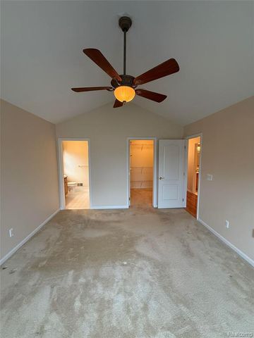 21629 Knights Lane, Trenton, MI 48183