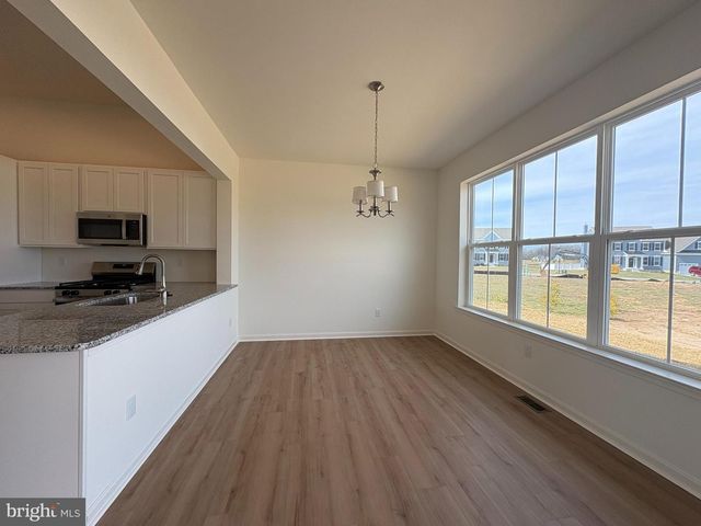 64 OBSIDIAN DR, Felton, DE 19943