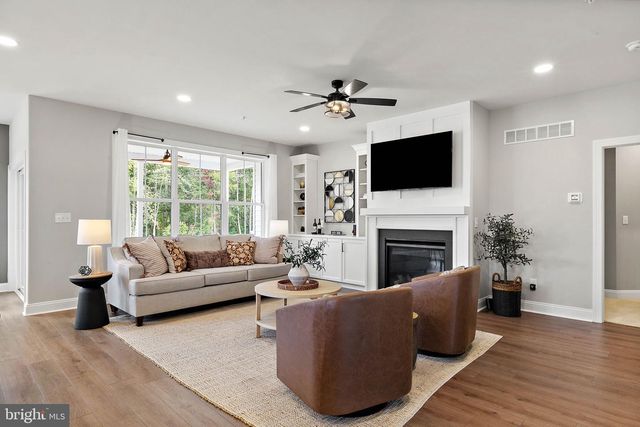 64 OBSIDIAN DR, Felton, DE 19943