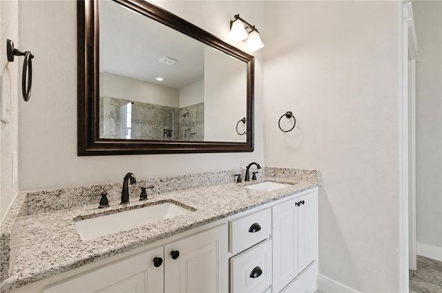 2136 Rockcliffe Loop, College Station, TX 77845