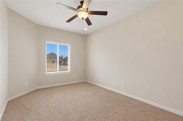2136 Rockcliffe Loop, College Station, TX 77845