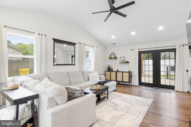 7684 PINE HAVEN DR, Pasadena, MD 21122