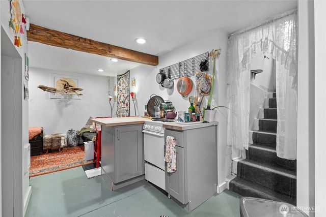 1053 S Southern Street, Seattle, WA 98108