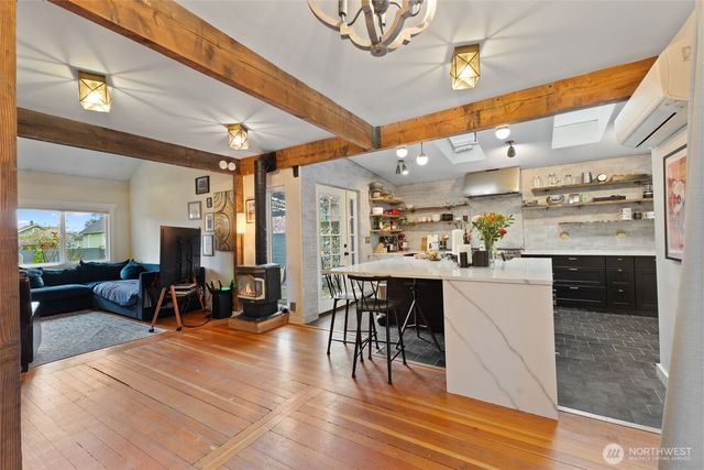 1053 S Southern Street, Seattle, WA 98108