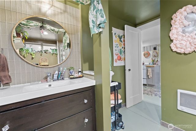 1053 S Southern Street, Seattle, WA 98108