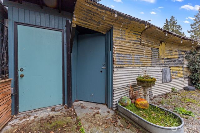 1053 S Southern Street, Seattle, WA 98108