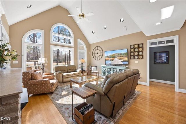 1001 Neuse Ridge Drive, Clayton, NC 27527