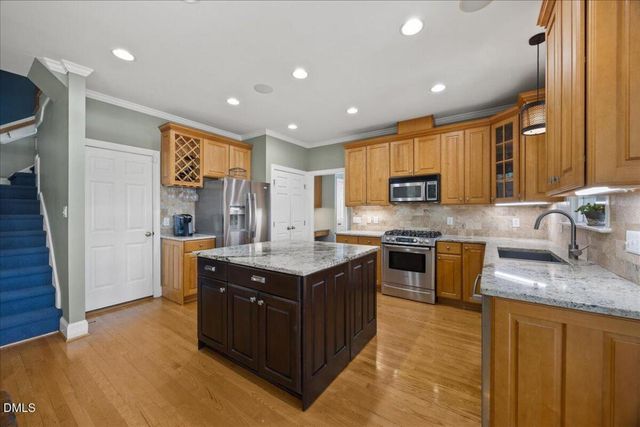 1001 Neuse Ridge Drive, Clayton, NC 27527