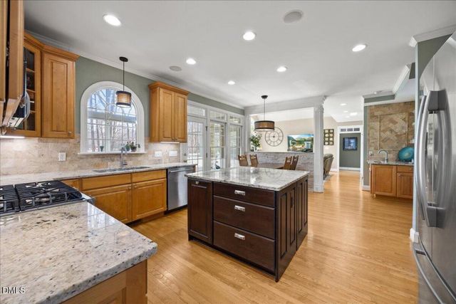 1001 Neuse Ridge Drive, Clayton, NC 27527