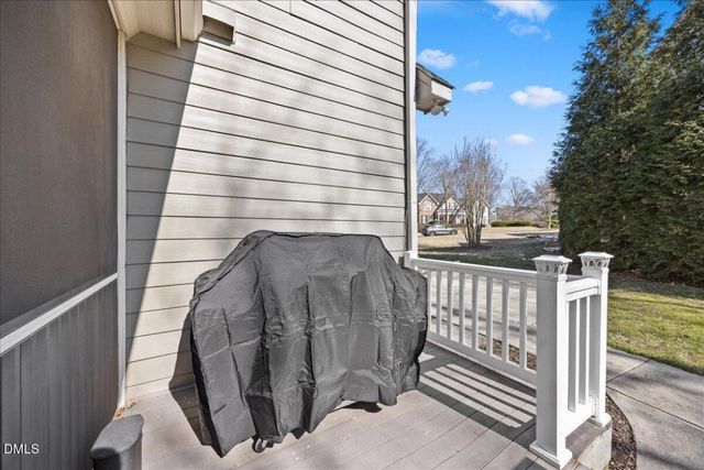 1001 Neuse Ridge Drive, Clayton, NC 27527