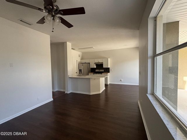 203 Endicott Way, Deland, FL 32724