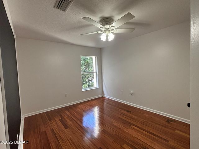 203 Endicott Way, Deland, FL 32724