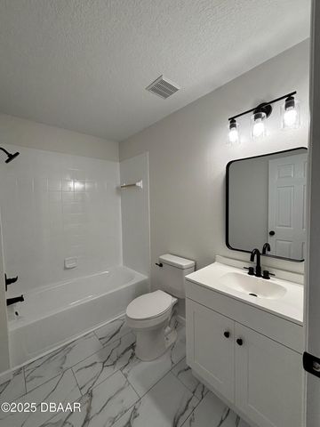 203 Endicott Way, Deland, FL 32724