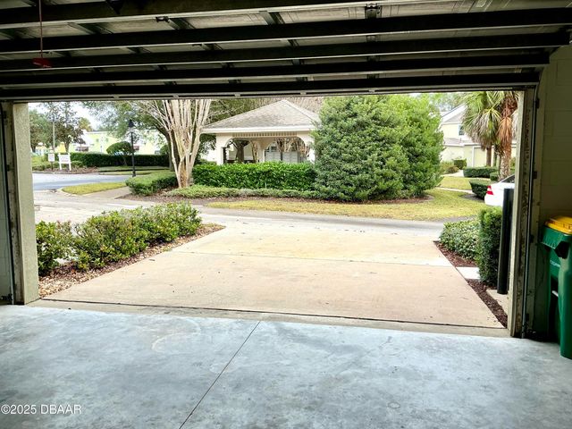 203 Endicott Way, Deland, FL 32724