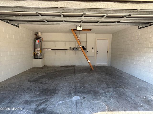 203 Endicott Way, Deland, FL 32724